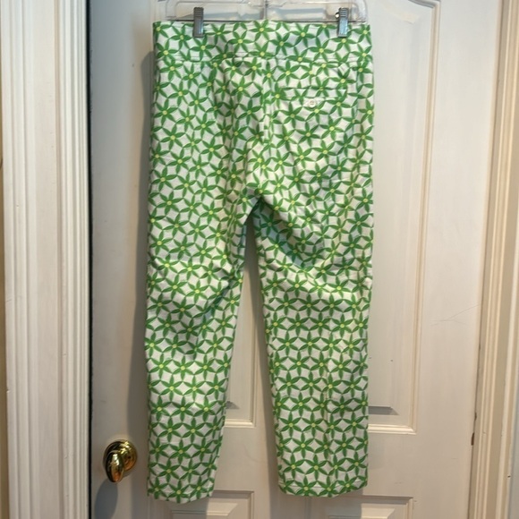 Lilly Pulitzer white capris with green and yellow - Picture 4 of 9